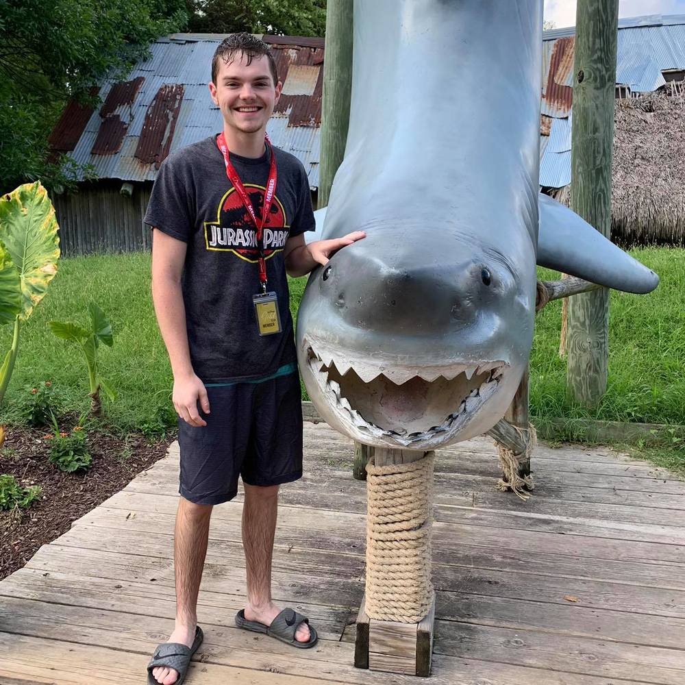 Meet your Posher, Drew